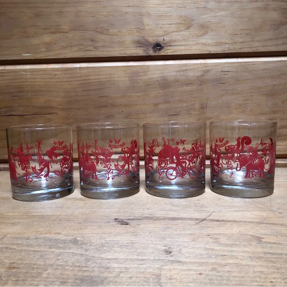 It’s your day 4 set Crate & Barrel glasses cups